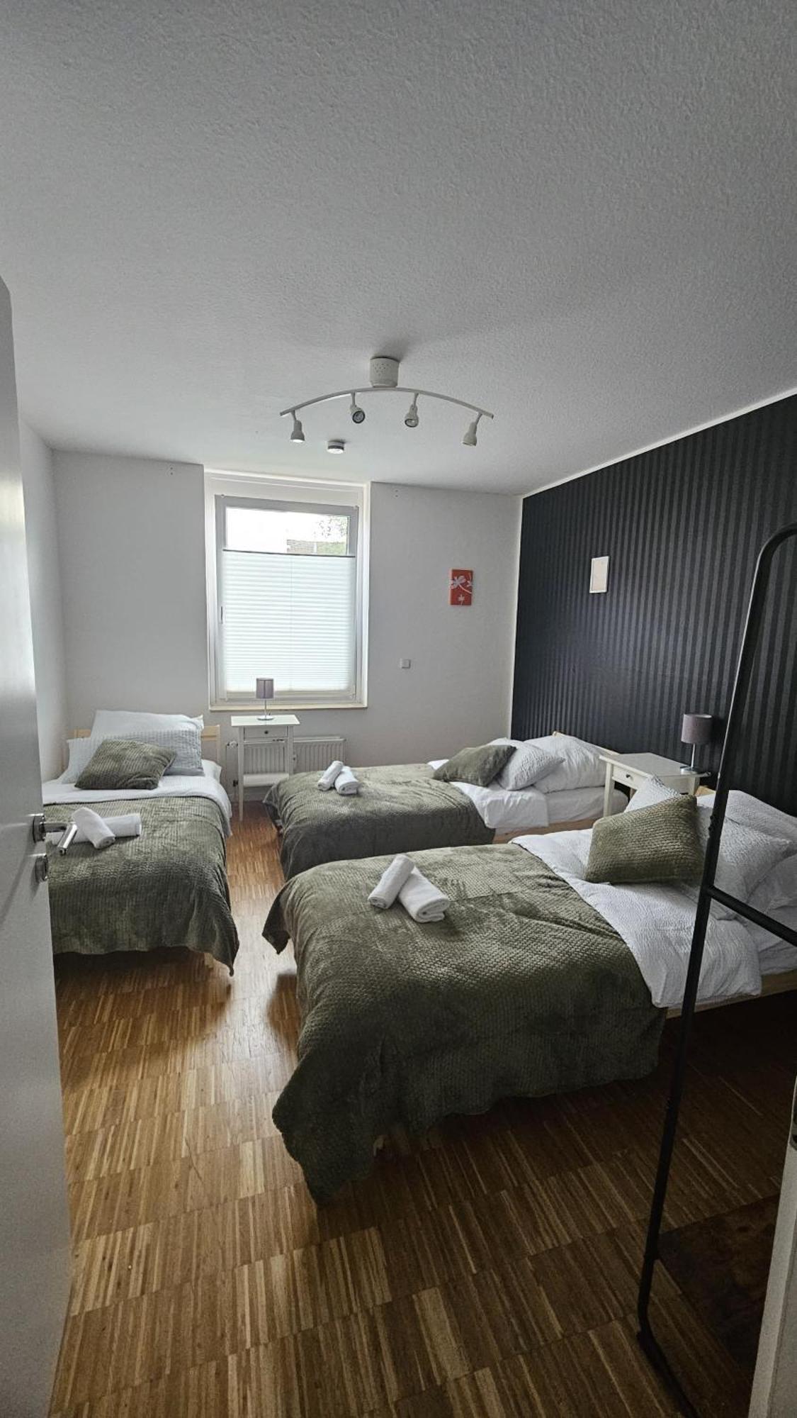 80 M2 Moderne Und Zentrale Wohnung In Hannover Mit Eigenem Parkplatz Exterior foto